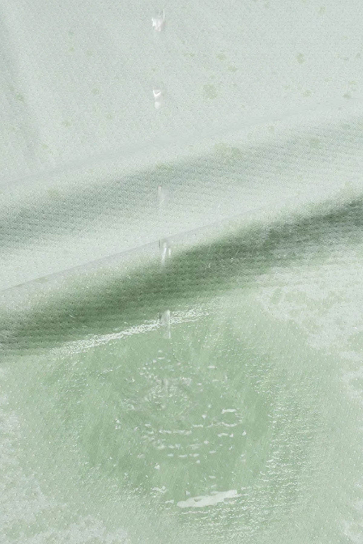 Dame Thro Waterproof Splash Blanket