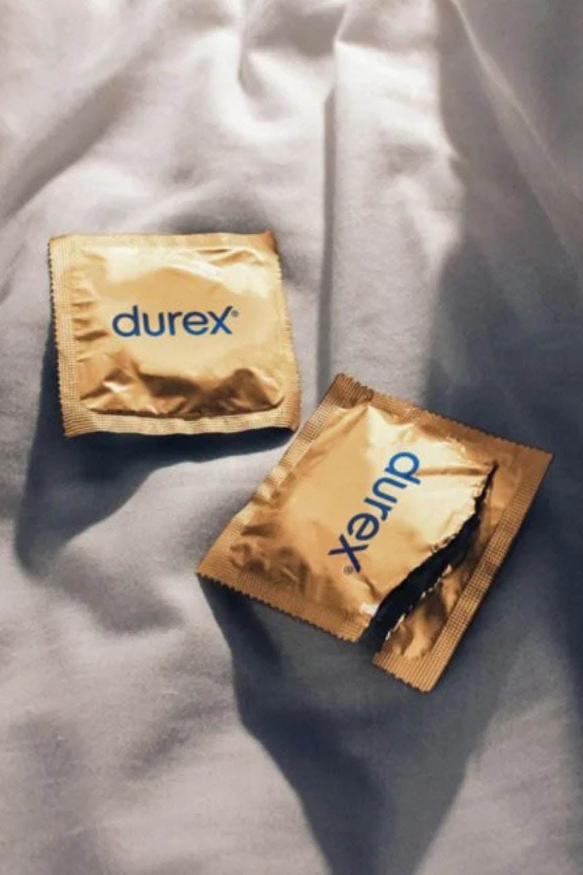 Durex Real Feel Condoms - 12 Pack