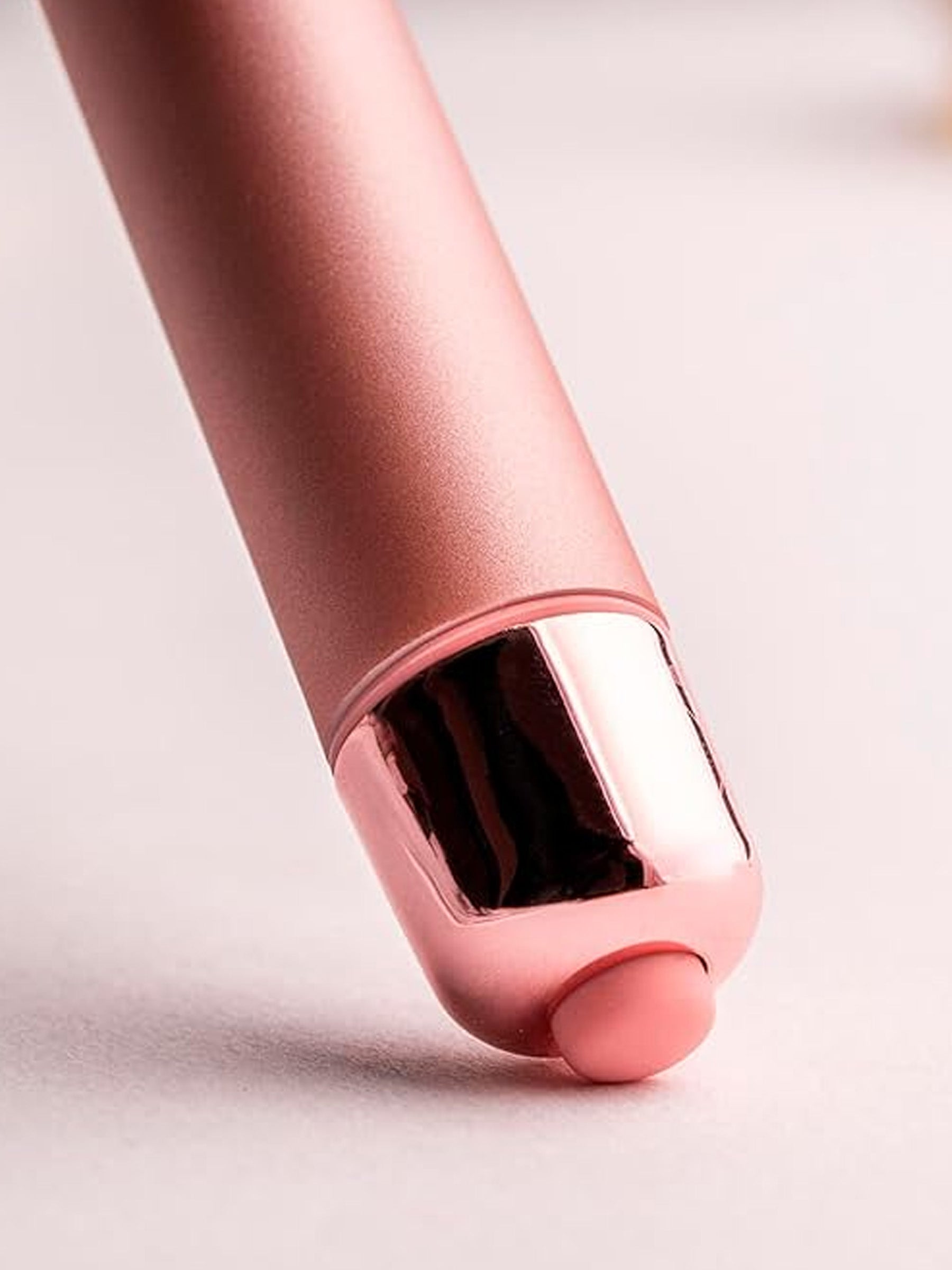 rocks-off touch of velvet rose bloom