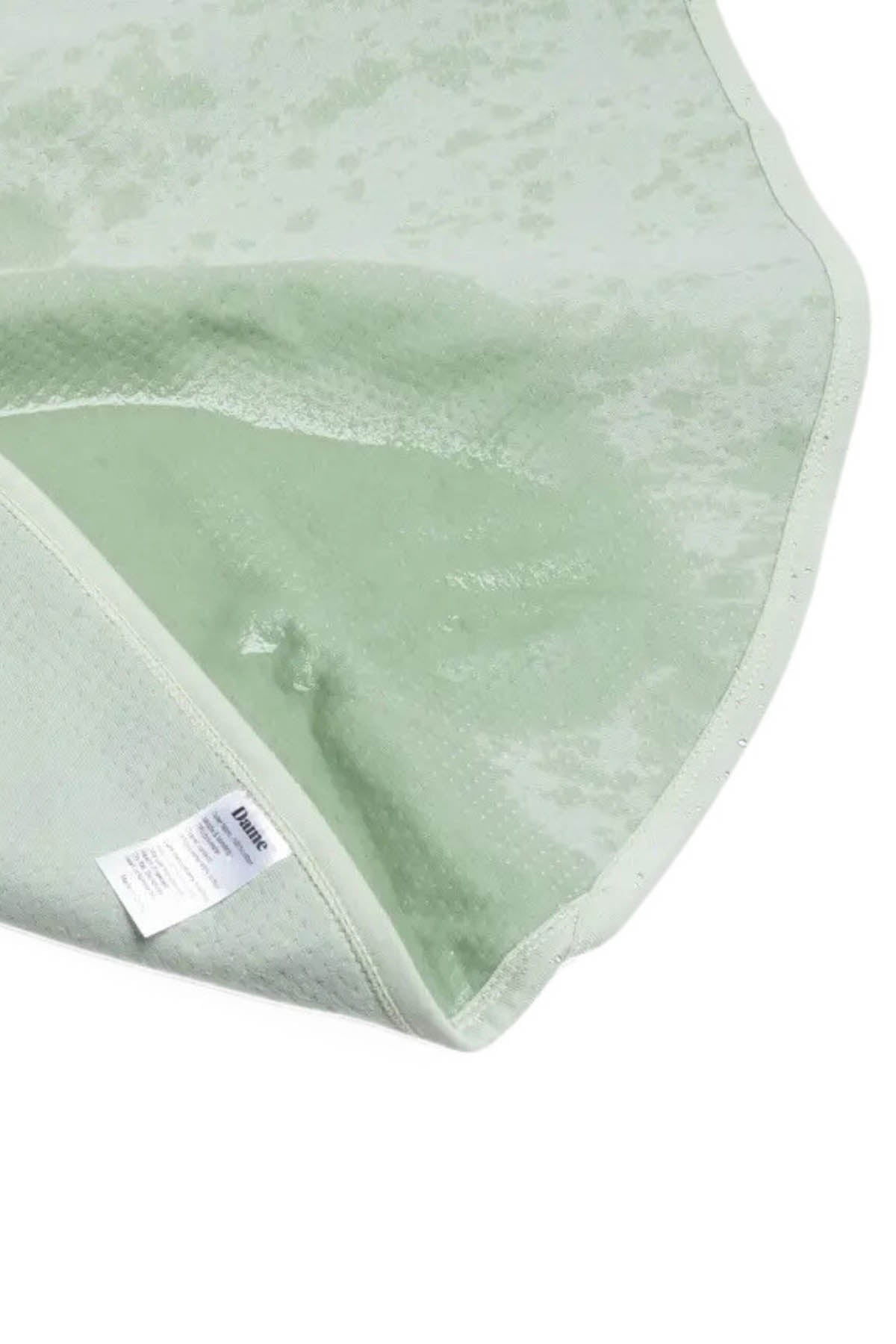 Dame Thro Waterproof Splash Blanket