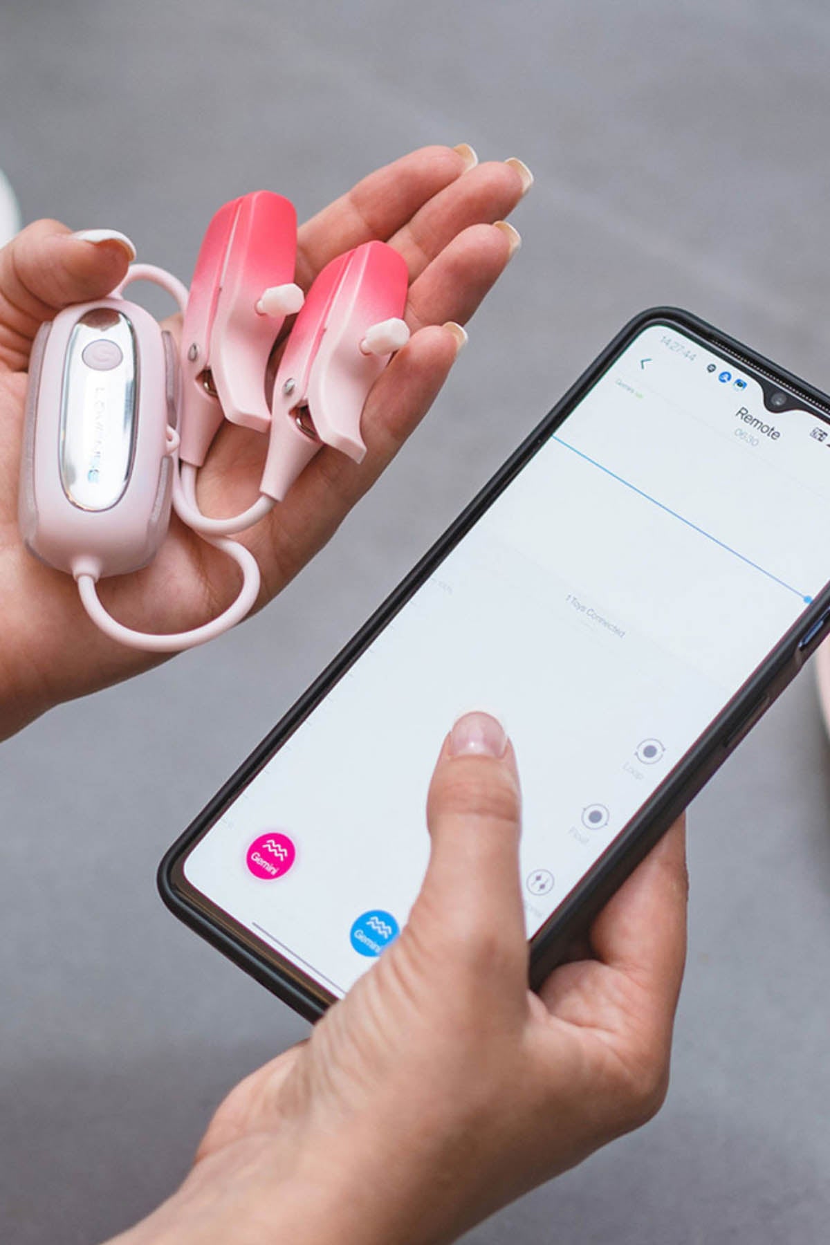 Lovense Gemini Vibrating Nipple Clamps