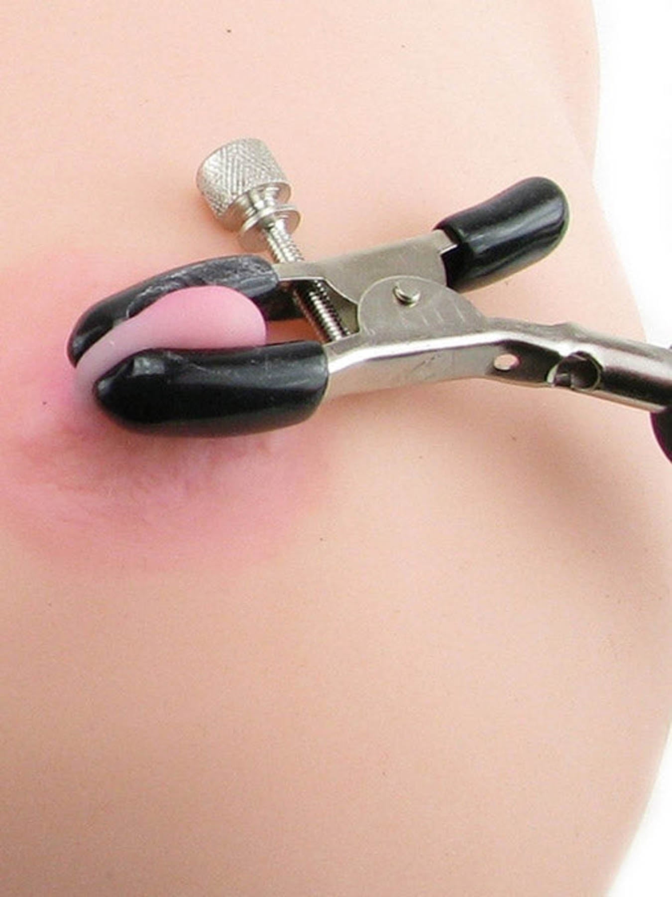 Sportsheets Chained Nipple Clamps